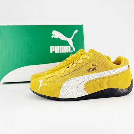 プーマ スニーカー