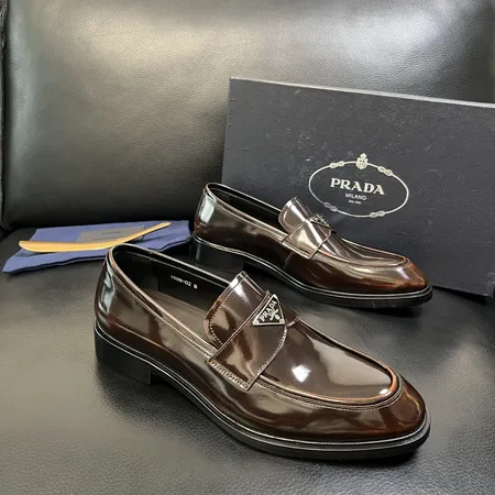 プラダ ビジネスシューズ