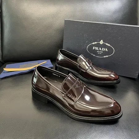 プラダ ビジネスシューズ