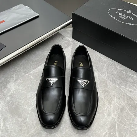 プラダ ビジネスシューズ