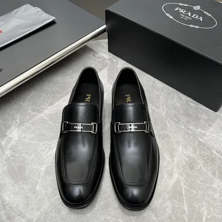 プラダ ビジネスシューズ