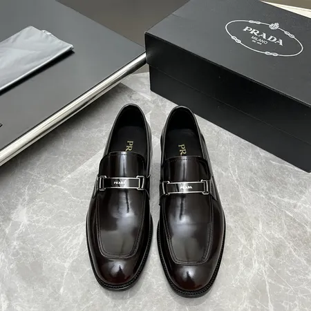 プラダ ビジネスシューズ