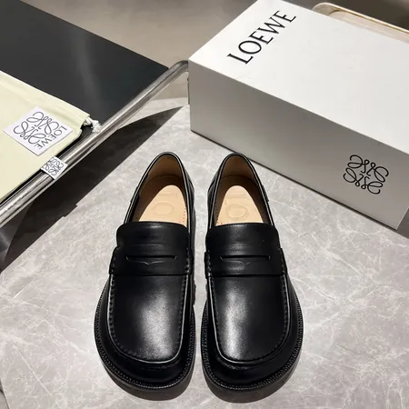 ロエベ ビジネスシューズ