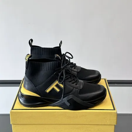 フェンディ カジュアルシューズ