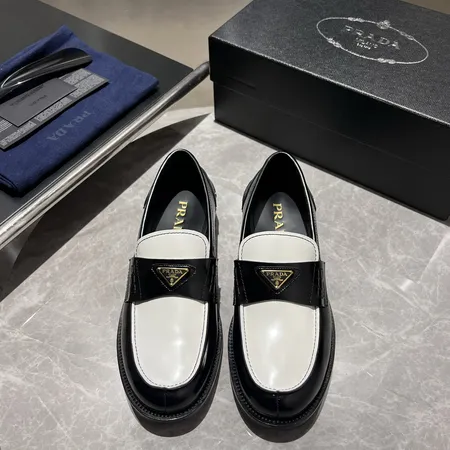 プラダ ビジネスシューズ