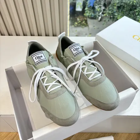 クロエ カジュアルシューズ