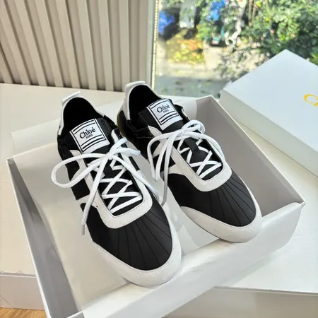 クロエ カジュアルシューズ