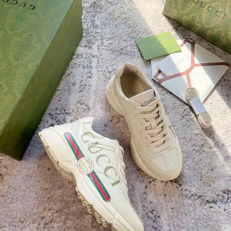 グッチ スニーカー