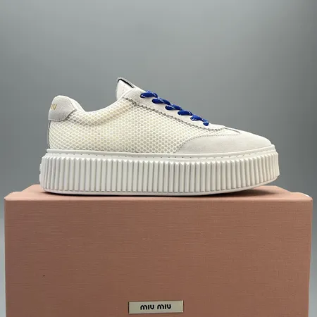 ミュウミュウ カジュアルシューズ