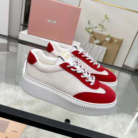 ミュウミュウ カジュアルシューズ