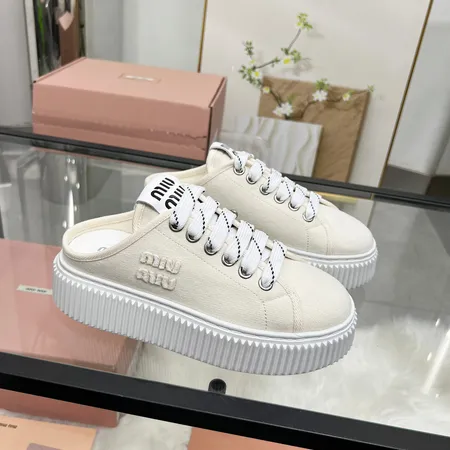 ミュウミュウ スリッパ