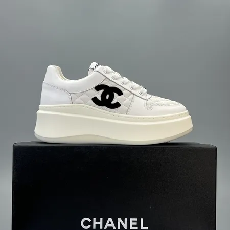 シャネル カジュアルシューズ