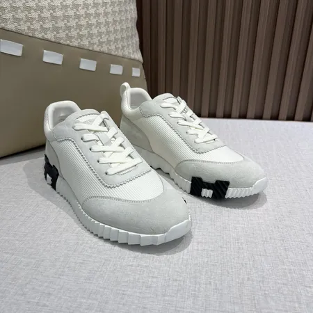 エルメス スニーカー