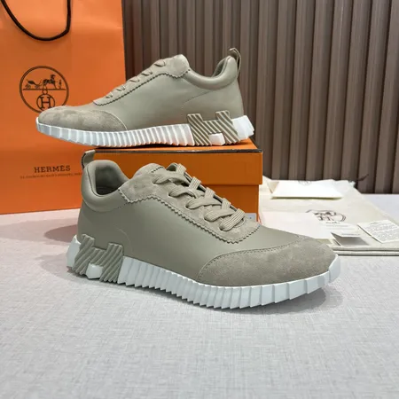 エルメス スニーカー