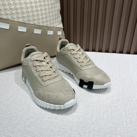 エルメス スニーカー