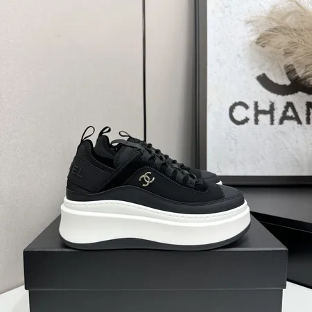 シャネル スニーカー