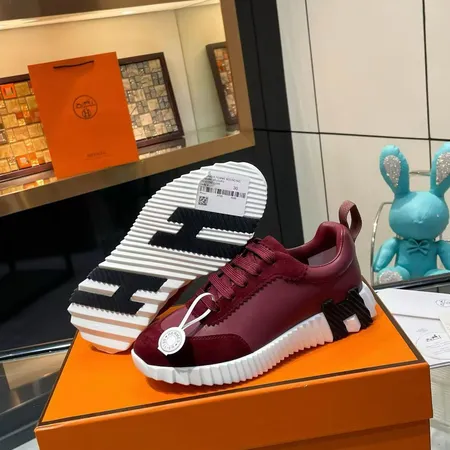 エルメス スニーカー