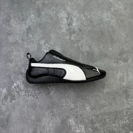 プーマ カジュアルシューズ