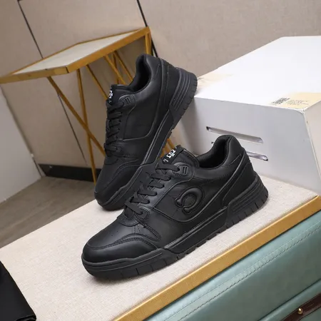 コーチ カジュアルシューズ