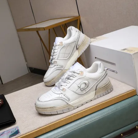 コーチ カジュアルシューズ