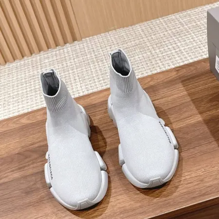 バレンシアガ カジュアルシューズ