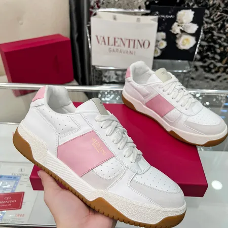 ヴァレンティノ カジュアルシューズ