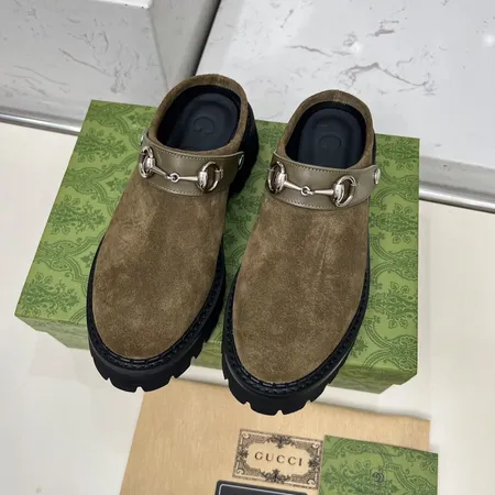 グッチ スリッパ