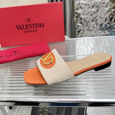 ヴァレンティノ スリッパ