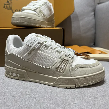 ルイヴィトン カジュアルシューズ