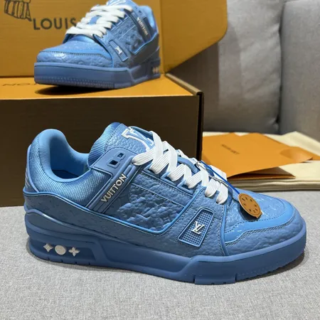 ルイヴィトン カジュアルシューズ