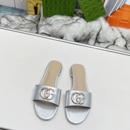 グッチ スリッパ