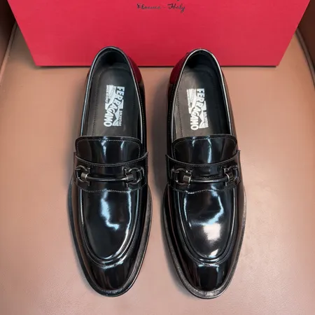 フェラガモ ビジネスシューズ