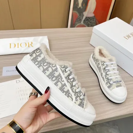 ディオール カジュアルシューズ