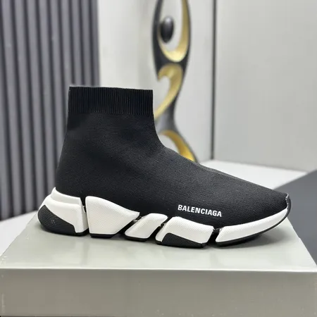 バレンシアガ カジュアルシューズ