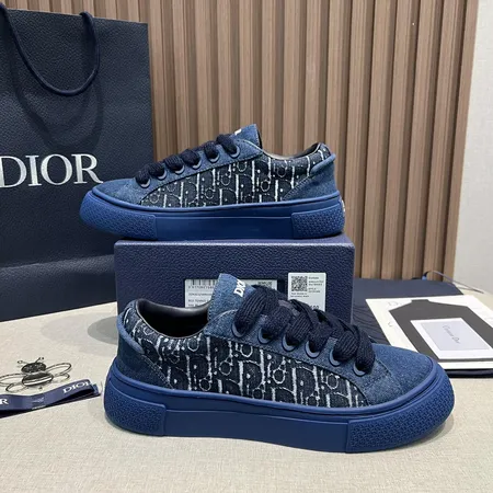 ディオール カジュアルシューズ