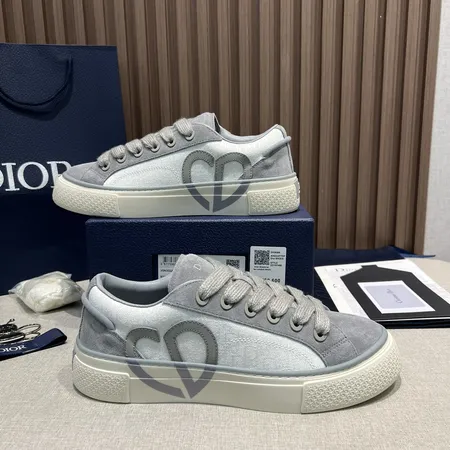 ディオール カジュアルシューズ