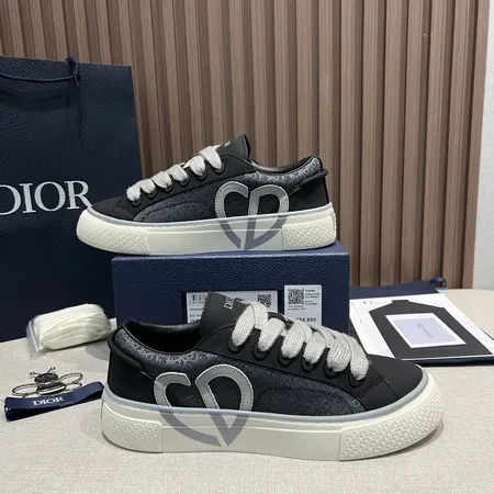 ディオール カジュアルシューズ