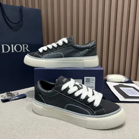ディオール カジュアルシューズ