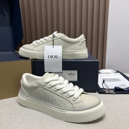 ディオール カジュアルシューズ