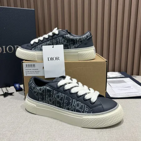 ディオール カジュアルシューズ