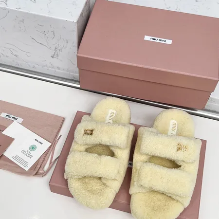 ミュウミュウ スリッパ