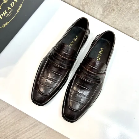 プラダ ビジネスシューズ
