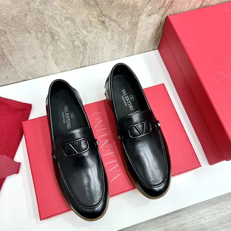 ヴァレンティノ ビジネスシューズ