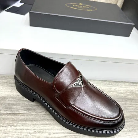 プラダ ビジネスシューズ