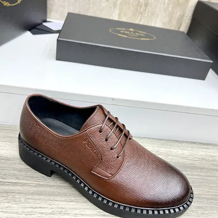 プラダ ビジネスシューズ