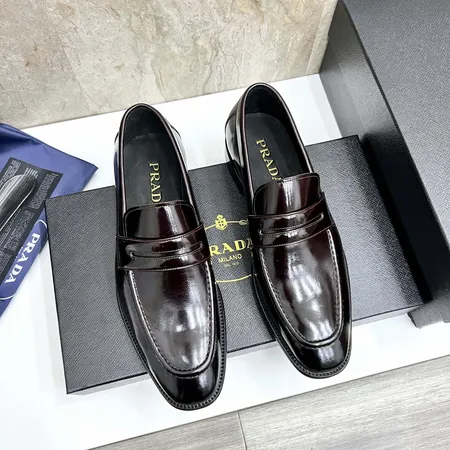 プラダ ビジネスシューズ