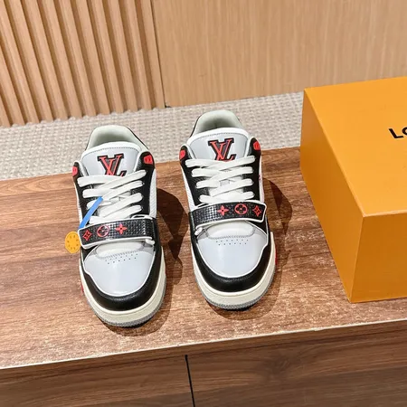 ルイヴィトン カジュアルシューズ