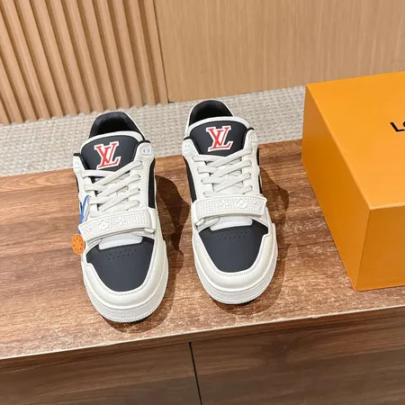 ルイヴィトン カジュアルシューズ