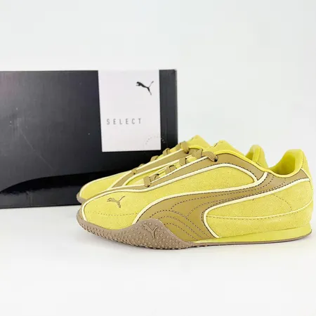 プーマ スニーカー