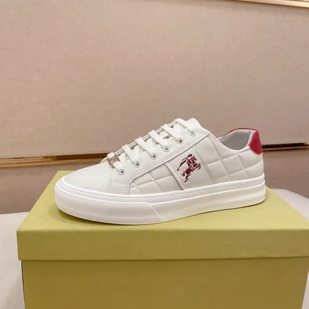 バーバリー ス カジュアルシューズ